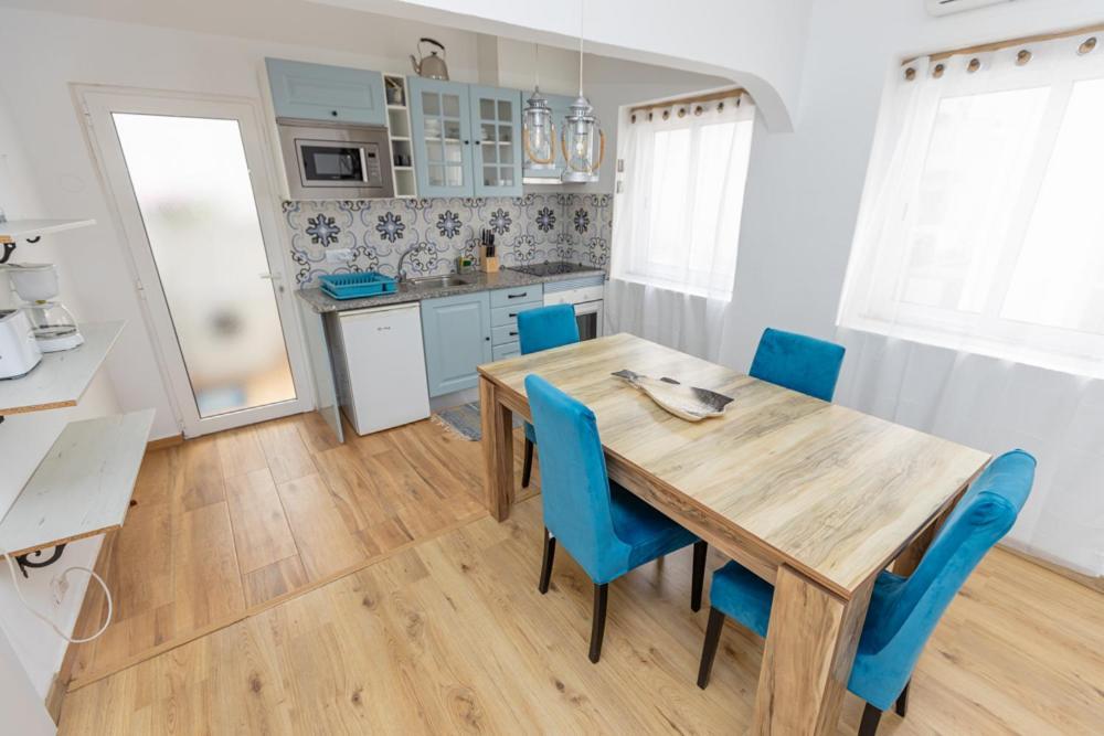 O Quintal Guesthouse Карвоейру Экстерьер фото