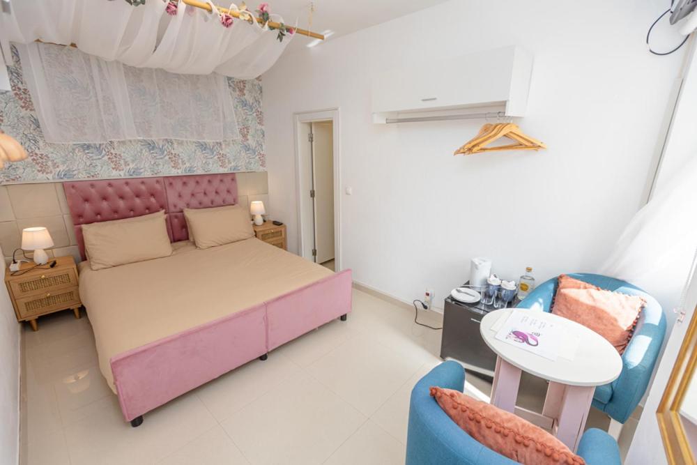 O Quintal Guesthouse Карвоейру Экстерьер фото