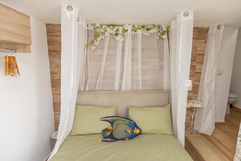 O Quintal Guesthouse Карвоейру Экстерьер фото